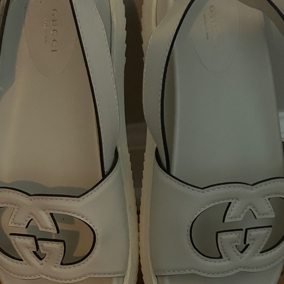 Hot Gucci Sandals - Picture 1 of 4